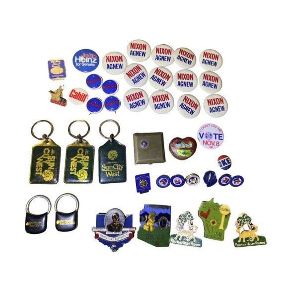 Vintage Estate Junk Drawer Lot - Picture 2 of 9